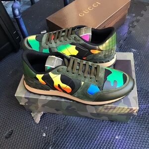 Valentino Garavani Men's Multicolor Camouflage Sneakers NEW